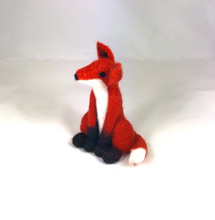 Load image into Gallery viewer, Rusty Fox Needle Felting Kit
