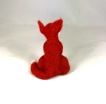 Load image into Gallery viewer, Rusty Fox Needle Felting Kit
