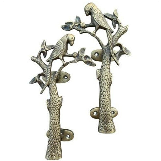 Pair of Parrot on Door Handles